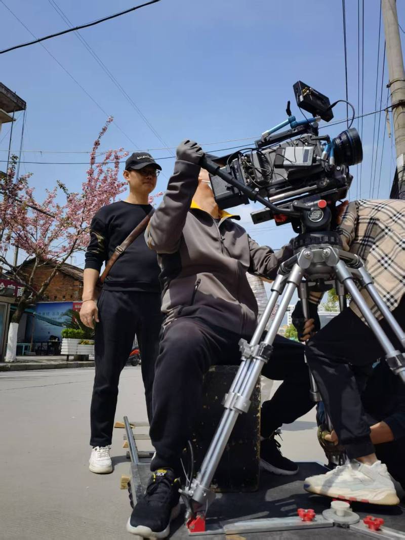 南岗区广告片拍摄：快消品牌爆款之选，网感内容适配社媒传播！